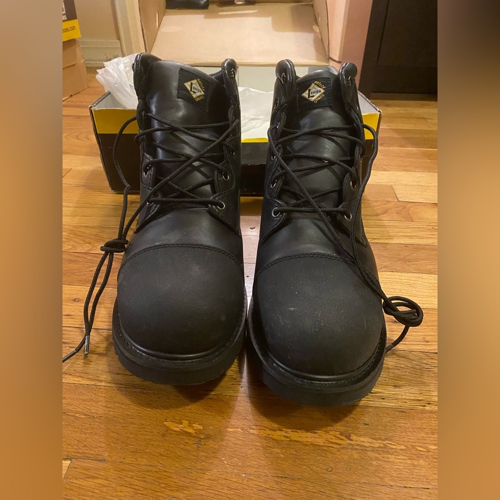 LEHIGH Safety Shoes 6" Insulated Men’s 13 W work boot - Picture 3 of 12